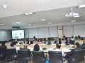 leadership-roundTable-interaction-photograph-25