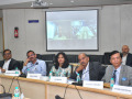 leadership-roundTable-interaction-photograph-30
